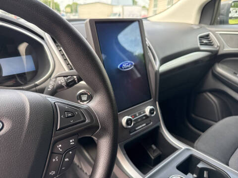 2021 Ford Edge SE