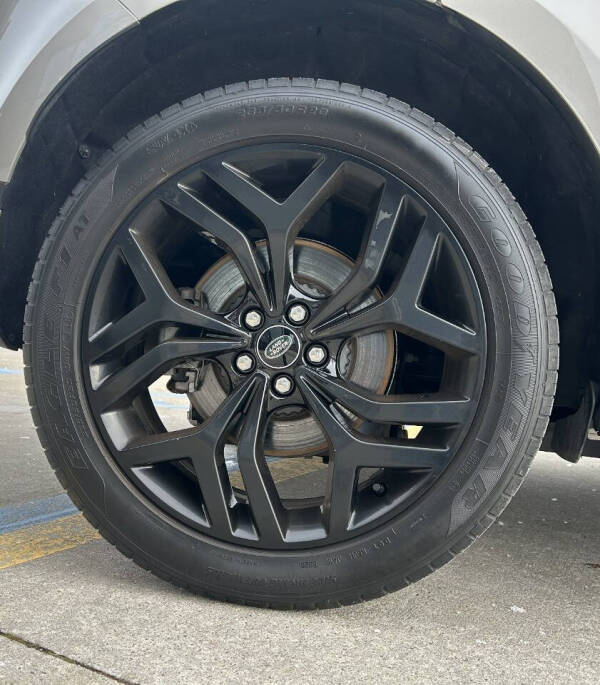 2022 Land Rover Range Rover Evoque P250 SE