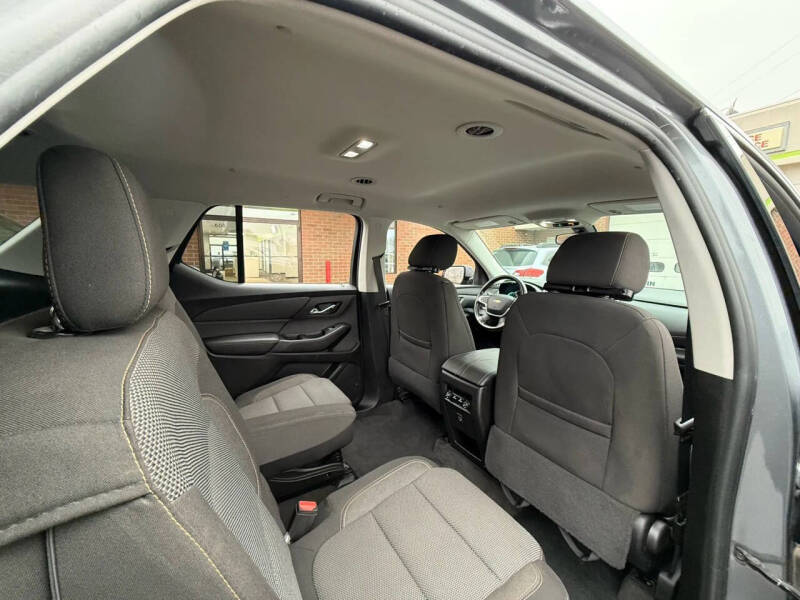 2018 Chevrolet Traverse LT Cloth