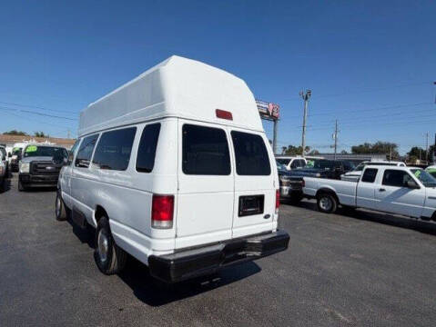 2001 Ford E-Series E-350 SD
