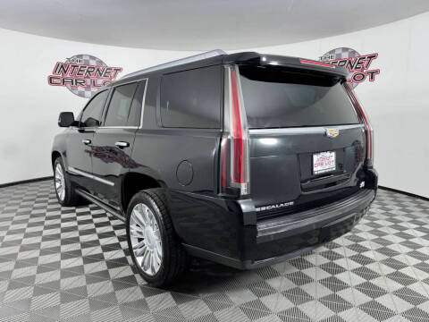 2016 Cadillac Escalade Platinum