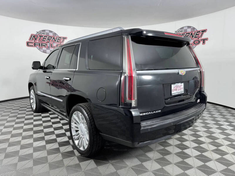 2016 Cadillac Escalade Platinum