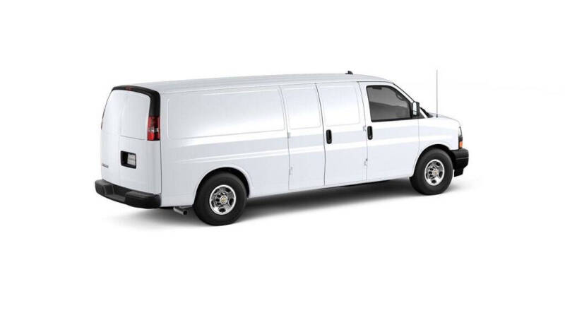 2025 Chevrolet Express 3500