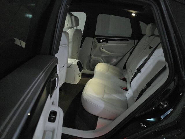 2021 Porsche Macan S