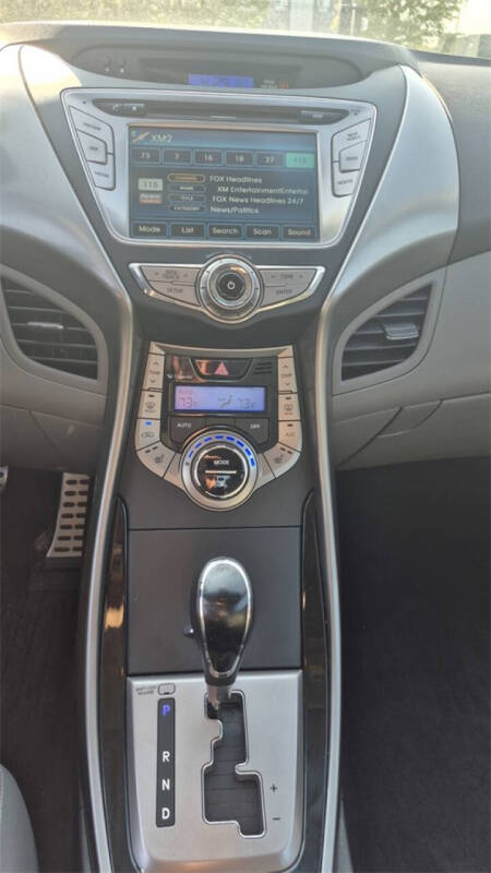 2013 Hyundai Elantra Coupe SE