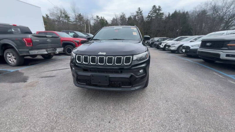 2024 Jeep Compass Latitude Lux