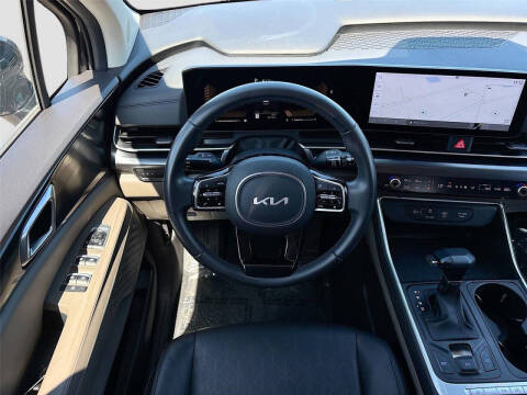 2025 Kia Carnival LXS