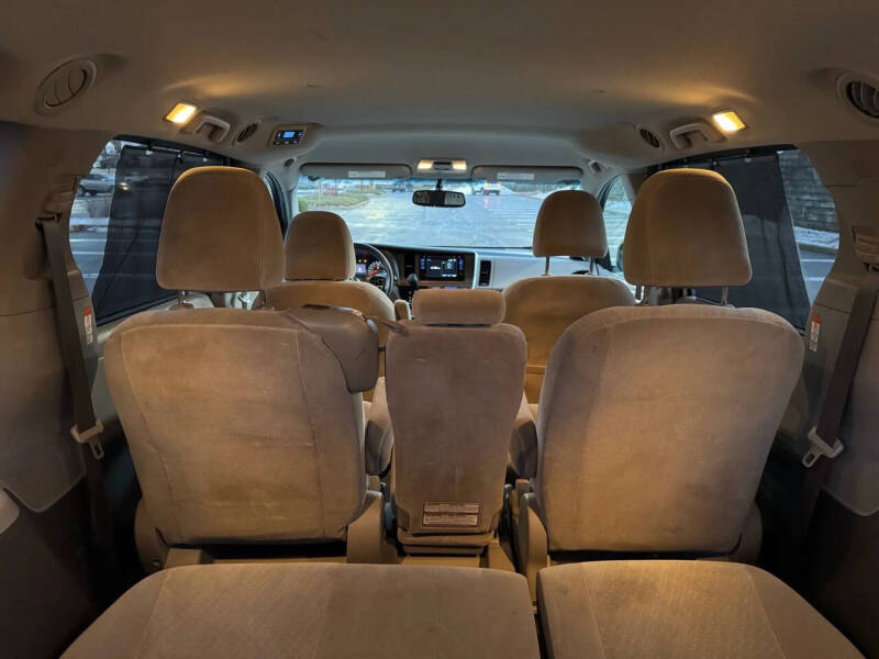 2017 Toyota Sienna