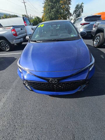 2024 Toyota Corolla Hatchback SE