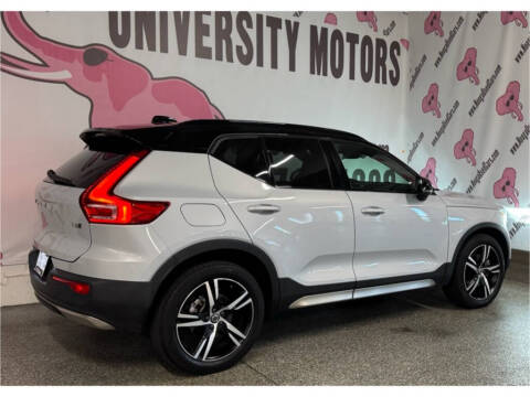 2021 Volvo XC40 T5 R-Design