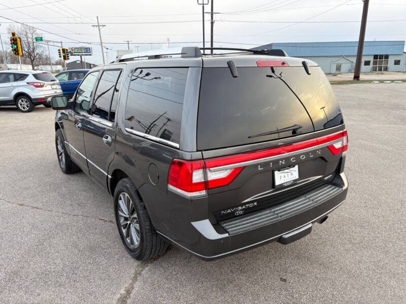 2016 Lincoln Navigator Select