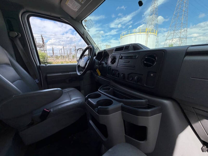 2019 Ford E-Series