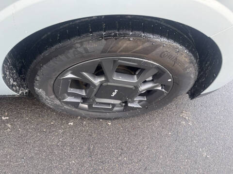 2025 Kia Carnival Hybrid EX