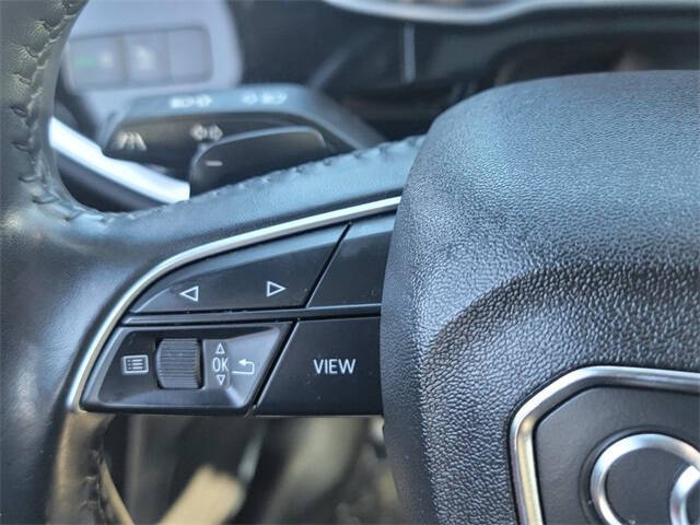 2020 Audi Q3 quattro S line Prem Plus 45 TFSI