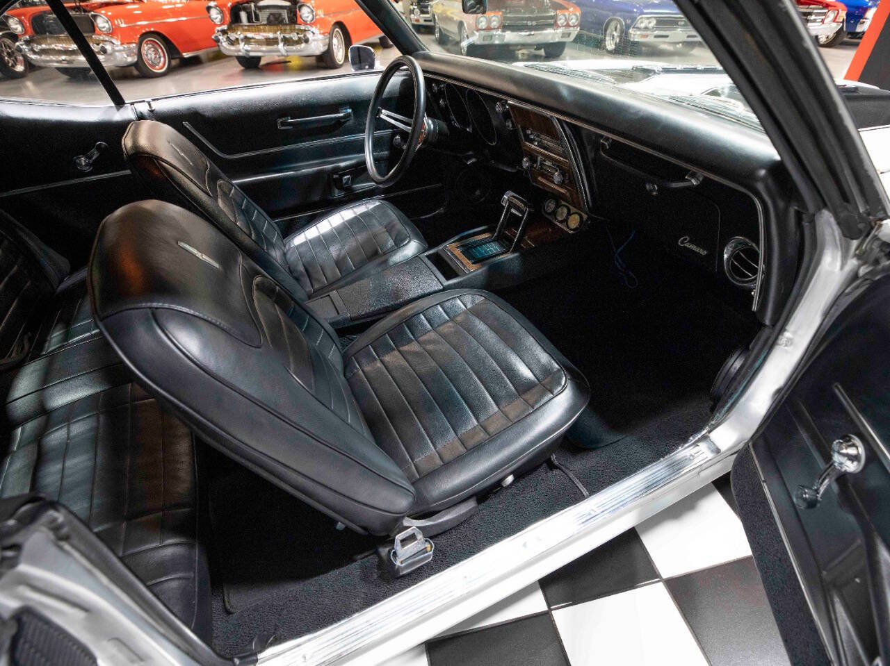 1968 Chevrolet Camaro 35