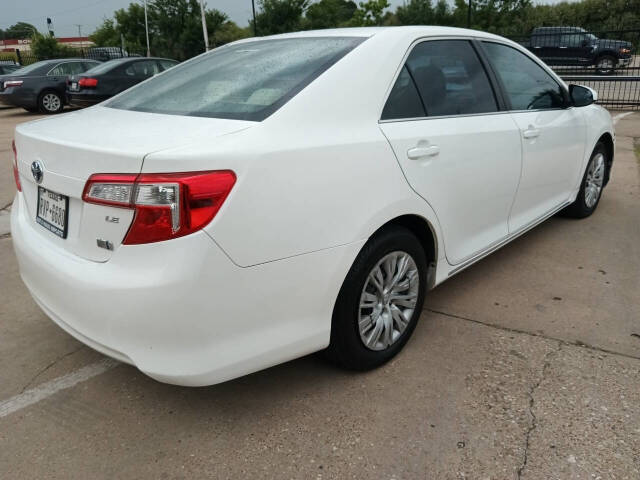 2014 Toyota Camry Hybrid for sale at Auto Haus Imports in Grand Prairie, TX