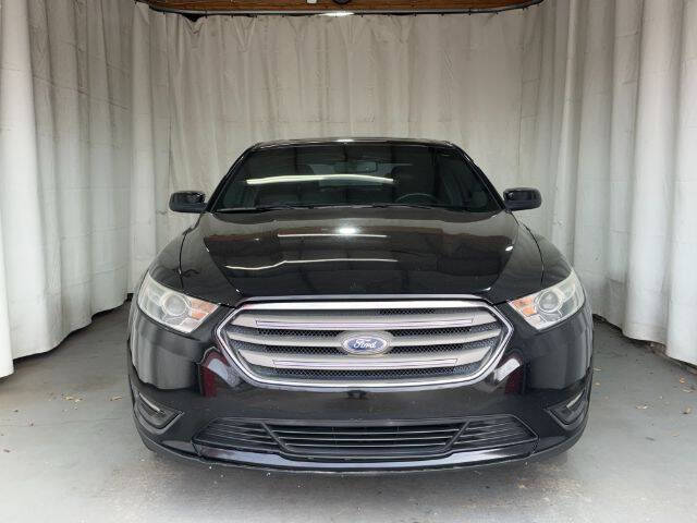 2016 Ford Taurus SEL