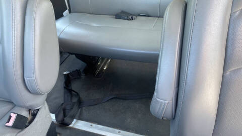 2009 Ford E-Series E-350 SD XLT