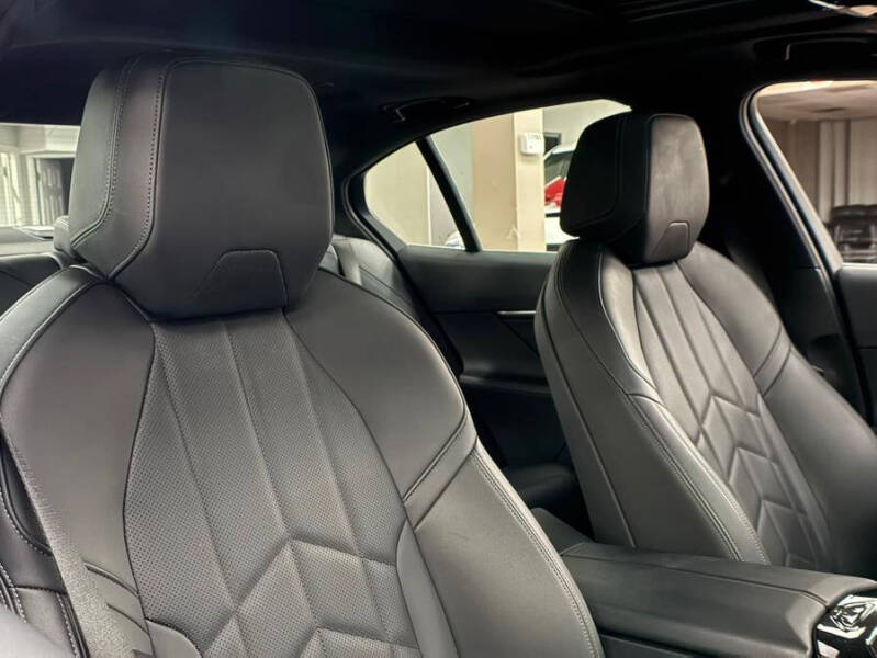 2024 BMW 5 Series 530i xDrive