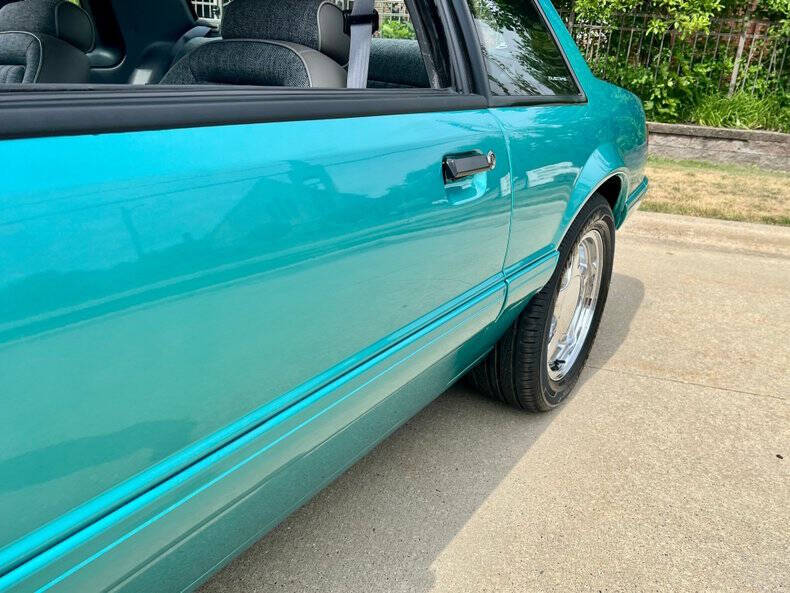 1993 Ford Mustang LX