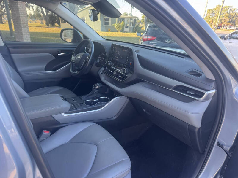 2020 Toyota Highlander XLE