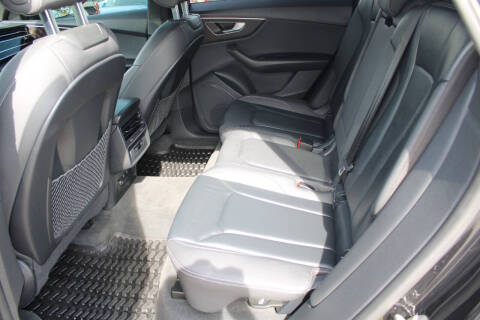 2021 Audi Q8 quattro Premium 55 TFSI