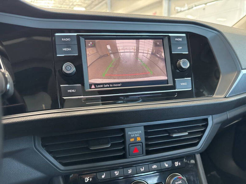 2023 Volkswagen Jetta SE