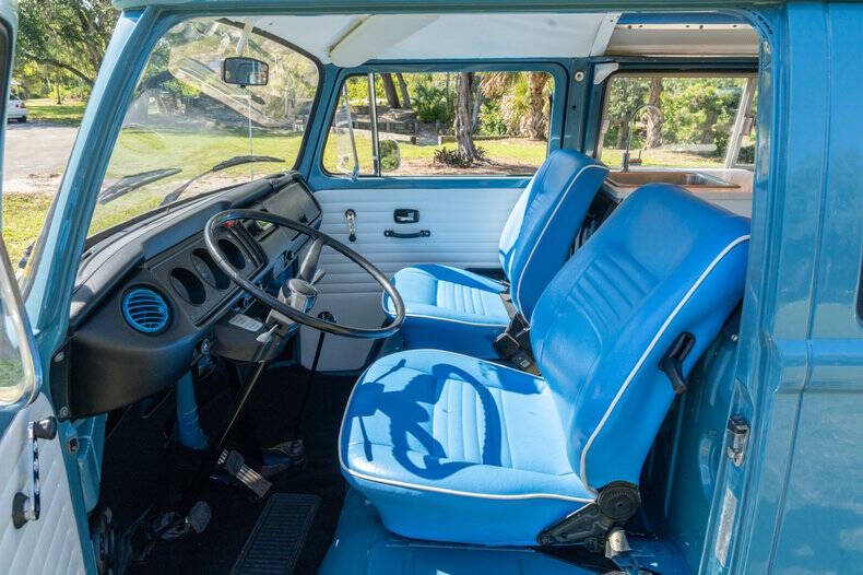 1973 Volkswagen Bus