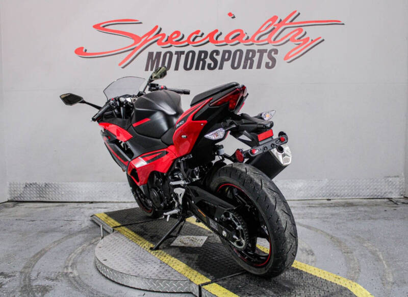 2024 Kawasaki Ninja 500 SE ABS