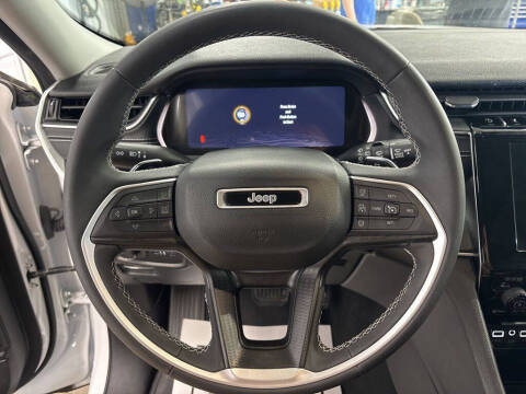 2024 Jeep Grand Cherokee Laredo