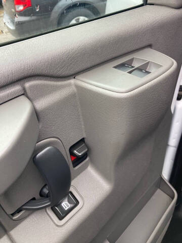 2020 Chevrolet Express 2500