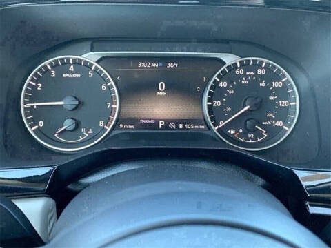 2025 Nissan Pathfinder SV