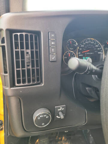 2022 GMC Savana 3500