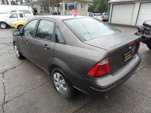 2005 Ford Focus ZX4 SE