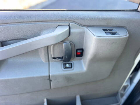 2017 Chevrolet Express 2500