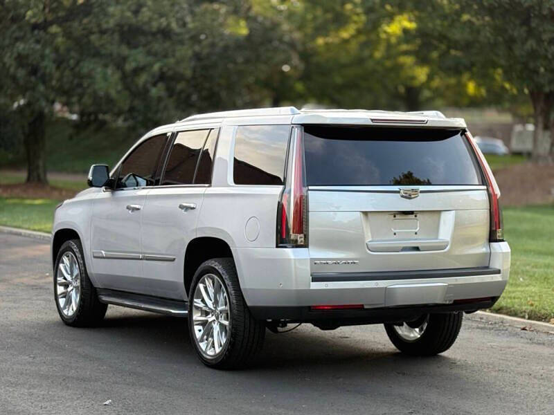 2018 Cadillac Escalade Luxury