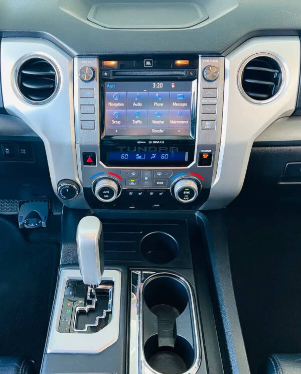 2015 Toyota Tundra Platinum