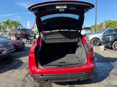 2017 Jaguar F-PACE 35t Premium