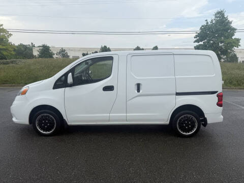 2018 Nissan NV200 SV