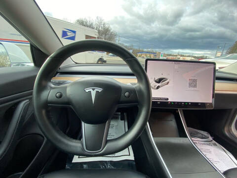 2019 Tesla Model 3 Standard Range Plus