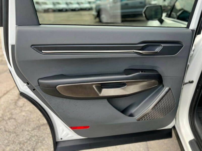 2024 Kia EV9 Light Long Range