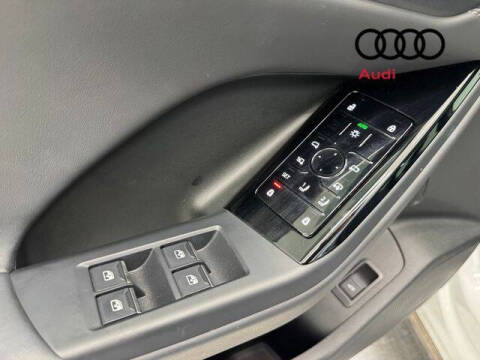 2025 Audi Q6 e-tron Premium