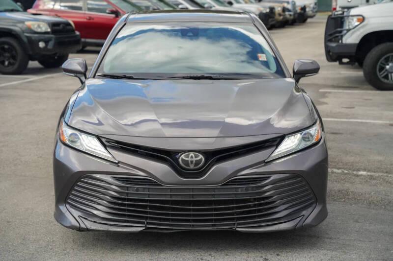 2020 Toyota Camry LE