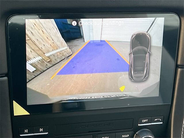 2025 Porsche 718 Cayman Style Edition