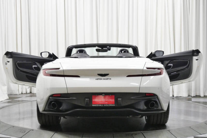 2019 Aston Martin DB11 Volante