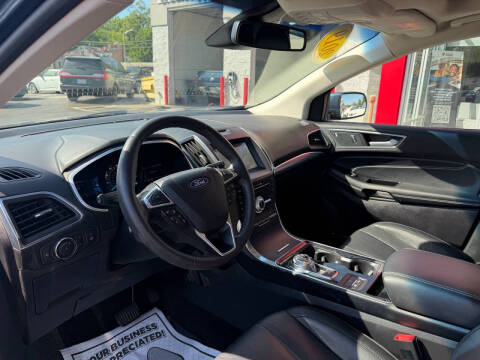 2019 Ford Edge Titanium
