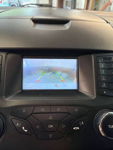 2018 Ford Edge SE