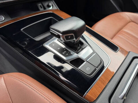 2022 Audi Q5 quattro S line Premium 45 TFSI