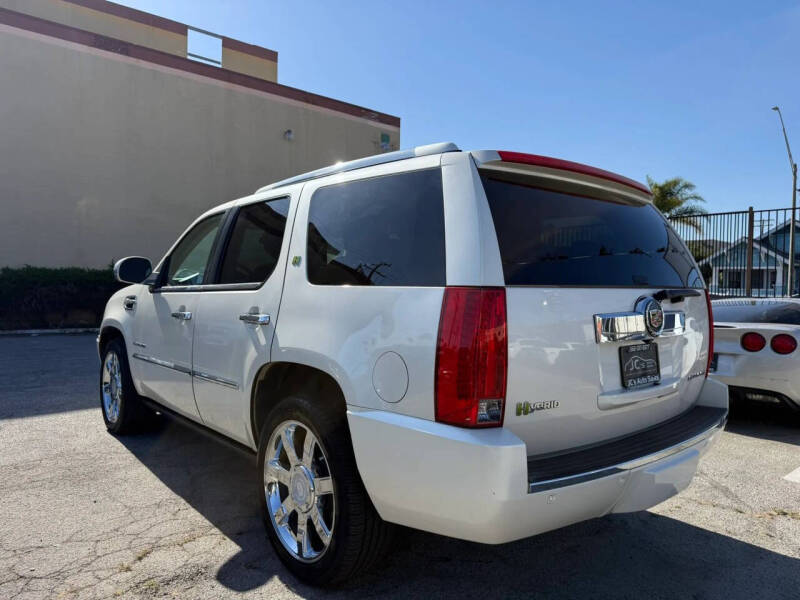 2013 Cadillac Escalade Hybrid