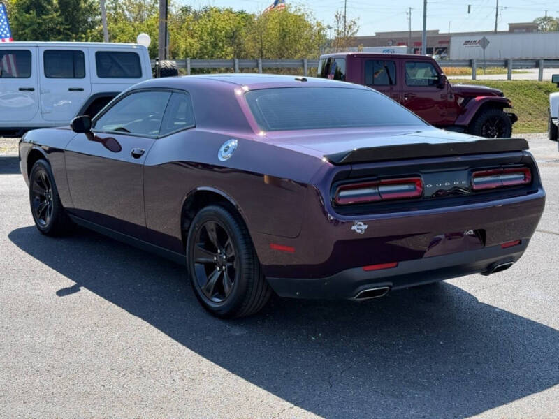 2022 Dodge Challenger SXT